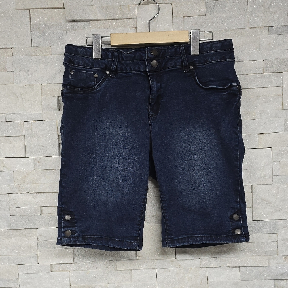 ✨ Women’s Denim Shorts Bundle – Size 12 – 4 Stylish Pairs – Chic & Casual - Picture 2 of 16